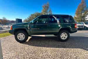 Jeep grand cherokee ZJ 5.2 V8 modello AMERICA
