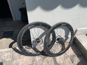 Ruote carbonio Zipp 303s