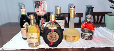 Lotto bottiglie liquori vintage da collezione 