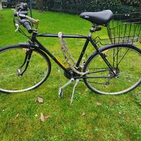 city bike uomo con Shimano stile ciclismoaffare 
