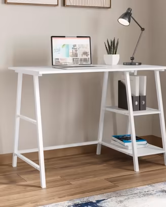 Scrivania in legno bianca