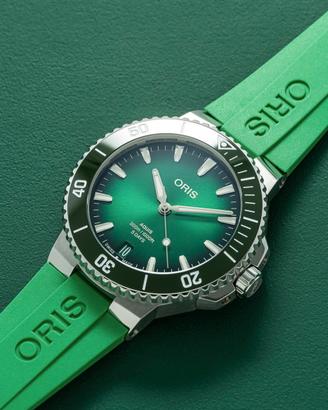 Oris Aquis calibro 400 43.5mm NUOVO