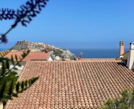 2 LOCALI A CASTELSARDO