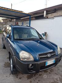 Hyundai Tucson 2004 2.0
