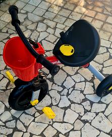 TRICICLO DUCATI CON ASTA GUIDA