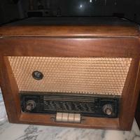 Radio giradischi in legno anni 50