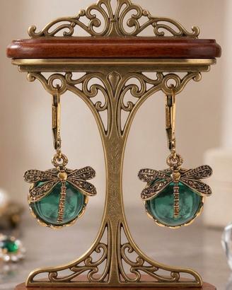 orecchini stile vintage con libellula 
