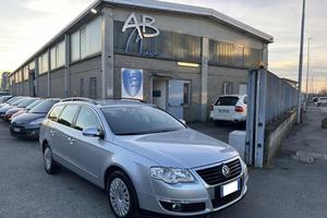 VOLKSWAGEN Passat Variant 2.0 16V FSI *TAGLIANDI