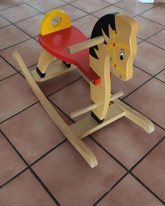 Cavallino a dondolo