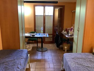 Camera doppia per studenti