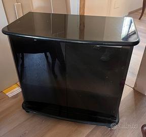 Mobiletto con ante in vetro