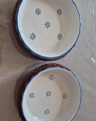 Ciotoline in ceramica con supporto in vimini