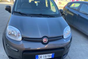 Fiat panda hybrid benzina