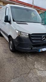 Mercedes sprint
