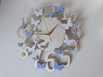 Orologio con farfalle