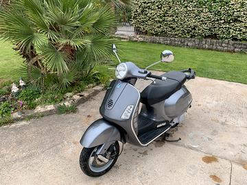 Vespa Granturismo 200L