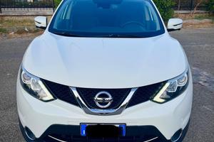 NISSAN QASQHAI TEKNA 1.5 dCi 110cv tetto PANORAMIC