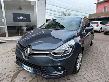 Renault Clio 1.2 75CV 5 porte Zen