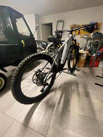 e-bike Giant