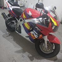 CBR rr 900 Fireblade