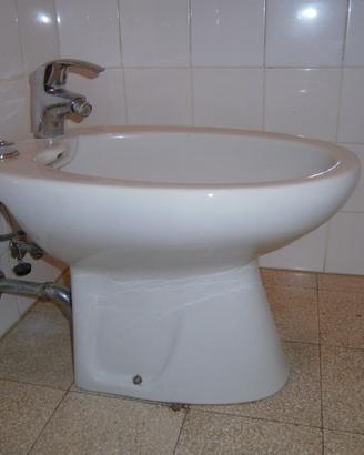 BIDET