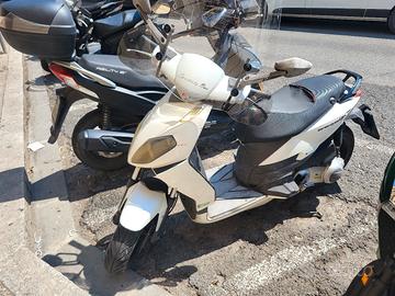 Aprilia sportcity 125