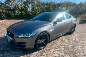Jaguar xe 20D portfolio