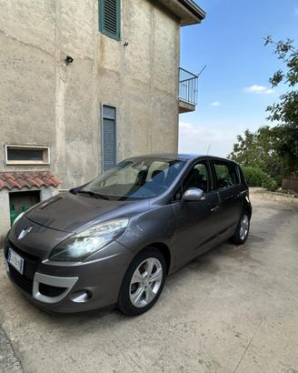 Renault Scenic XMod 1,5 dsi 110 cv Dinamique