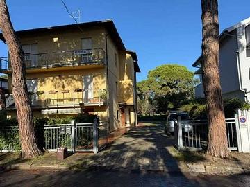 Appartamento di 120 m² con 5 locali e box auto a C