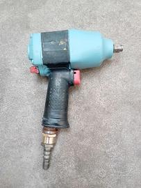 attrezzo pneumatico