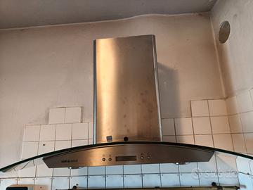 cucina  gas + forno elettrico + Kappa  funzionanti