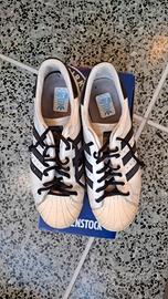 Adidas Superstar – 40 (EU-FR) Conçue en France