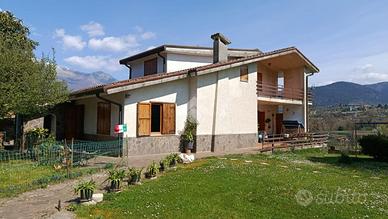VILLA SINGOLA A ALATRI