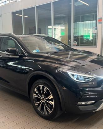Infiniti QX30 2.0 turbo DCT AWD Luxe Tech PREZZO R