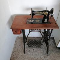 Macchina per cucire della  SINGER