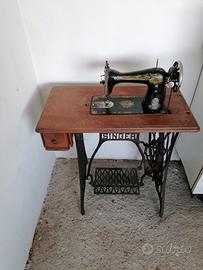 Macchina per cucire della  SINGER