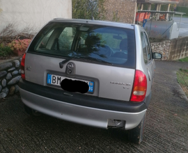 Opel corsa B 1.0