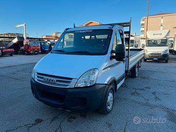 Iveco daily 35s10 cassone fisso 013