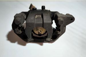 pinza freno posteriore Yamaha majesty 400 e Tmax 