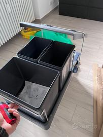 Bidoni spazzatura per raccolta differenziata