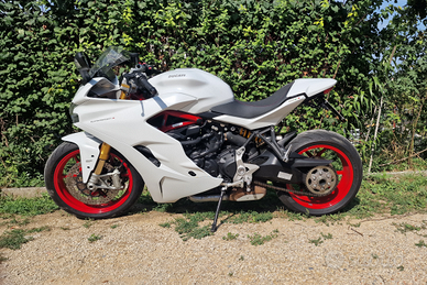 Ducati Supersport S