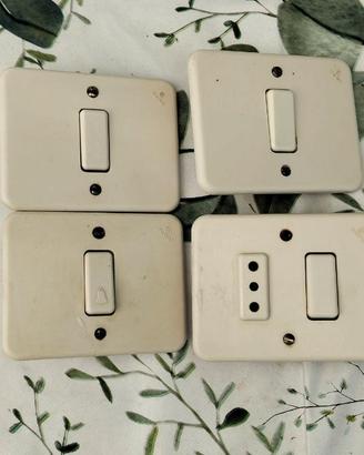Prese e interruttori vintage '60/'70 Ticino Domino