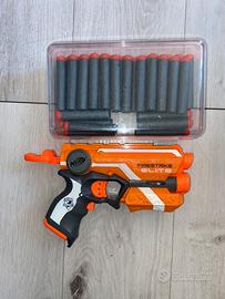 Nerf Firestrike Elite + 50 colpi con puntatore las