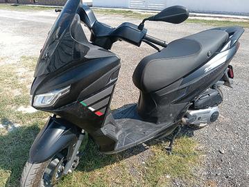 aprilia sxr 50