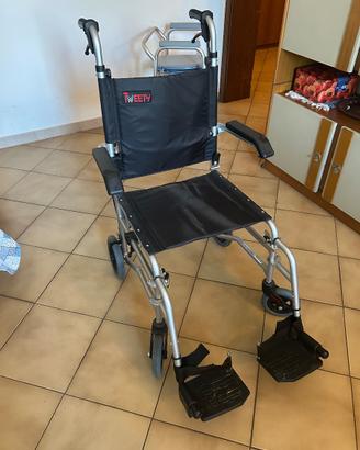 Seggiola rotelle per anziani  + comodona