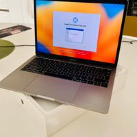 MacBook Pro 2018 13” 8GB SSD 256