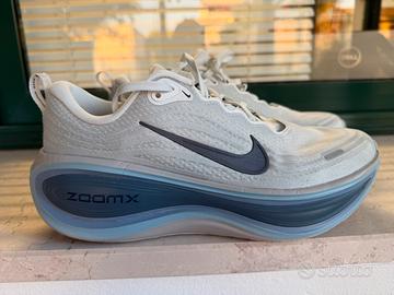 Nike runnig Vomero 18 PLUS taglia 43