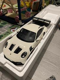 1/12 Porsche 911 992 GT3 RS gt spirit 1:12