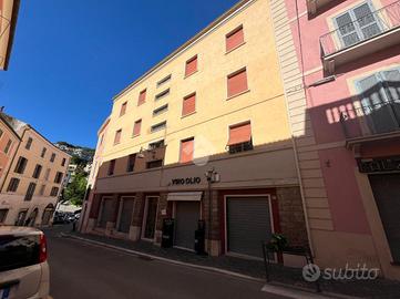 4 LOCALI A SUBIACO