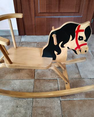 cavallo a dondolo